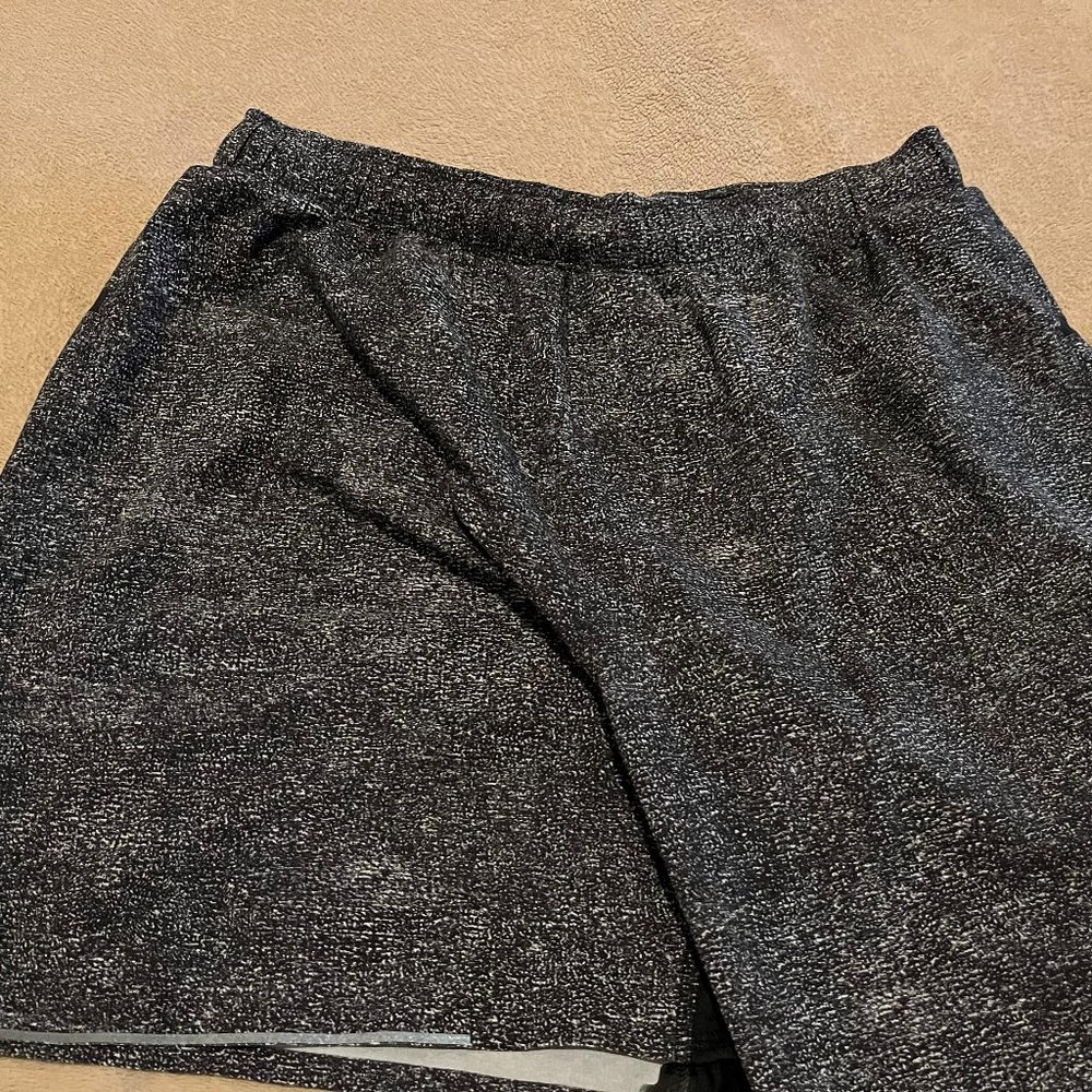 Lululemon - Linerless shorts Men's 15"